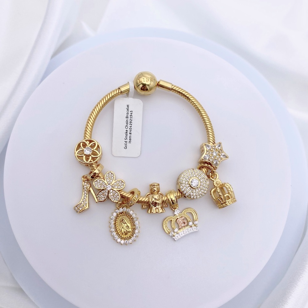 Linx Yellow Gold Bracelet with Quinceanera Themed Charms